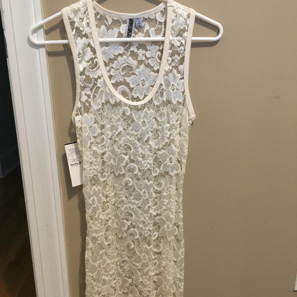 BKE Cream Solid Lace Tank Top M